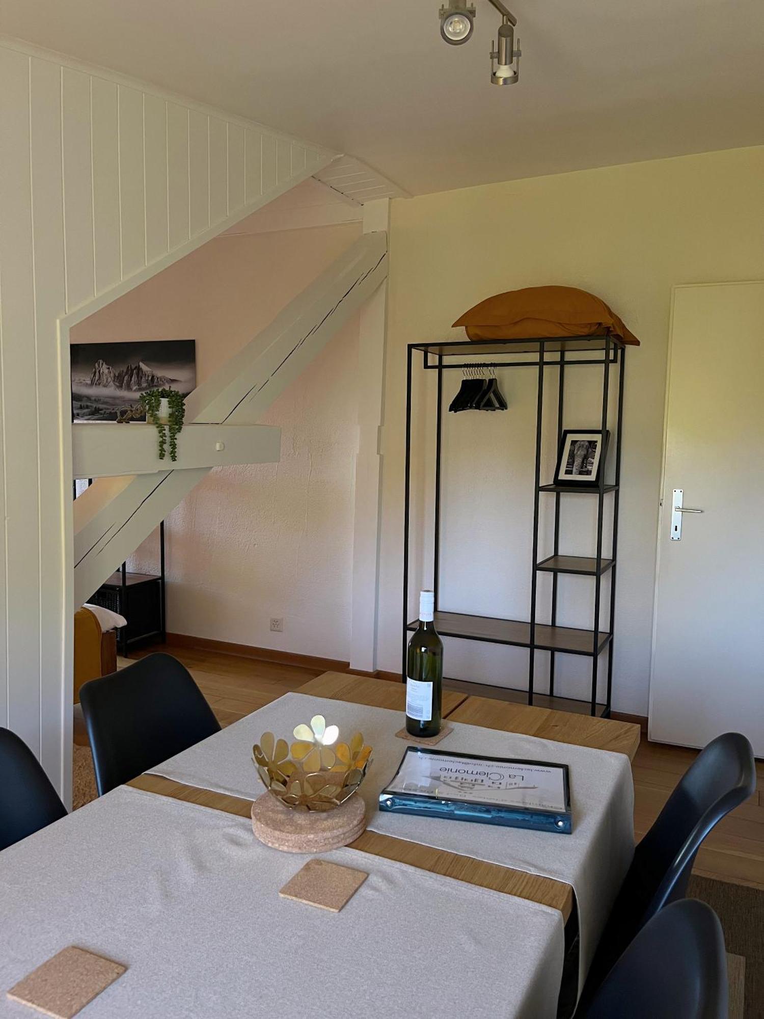 Bnb La Clemonie Bed & Breakfast Arzier Bagian luar foto